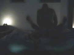 Une brune tchèque avec de beaux seins aime être video porno gratuit noir sur la bite