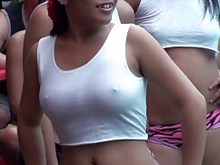 Une fille soumise est fessée par son maître cruel