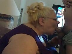 Un entraîneur xxx gros femme de tennis baise les deux trous d'une latina insatisfaite sexuellement