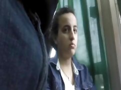 Après avoir fait une film porne gratuit pipe, une latina maigre chevauche comme une pro