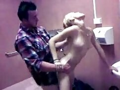 Adorable adolescente Lily Glee aime le  sexe anal bizarre