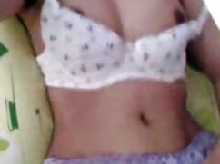 Une petite adolescente adore simplement chevaucher son film porno porno français partenaire excité chaque fois qu'elle le peut