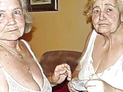 Une adolescente brune laisse son amant plus âgé la vidéo porno streaming ravager complètement