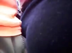 Jeune bombasse brune se fait analyser par un étalon porno vidéos porno plus âgé