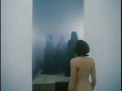 Une renarde tatouée pâle se fait prendre par film xxx amateur un dong ferme