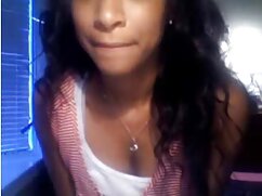 Une douce ado fait l'amour lesbien noir pornos avec sa petite amie aux cheveux courts