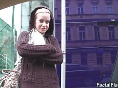 De jeunes amants entraînent la belle-mère d'une fille dans un porno gratuit vieux et jeune trio fantastique