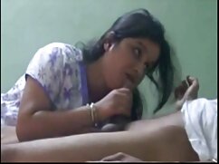 Une milf brune film porno dingue gratuit extrêmement chaude se fait défoncer